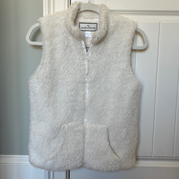 Widgeon Zip Up Vest - Hot Pink Puff main image 0